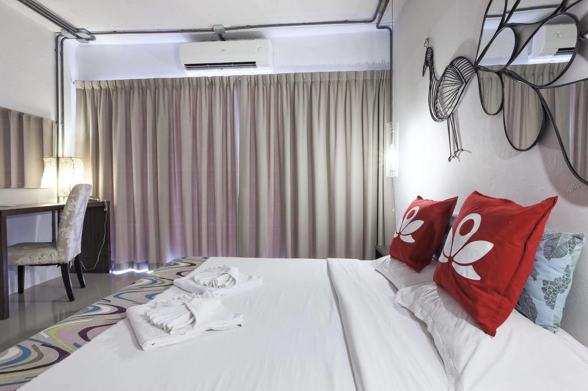 Zen Rooms Basic Nanai Phuket Patong Eksteriør bilde